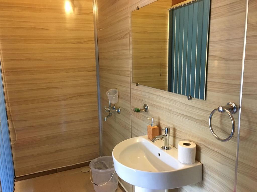 Curlies Zulu Land Hostel Anjuna Εξωτερικό φωτογραφία