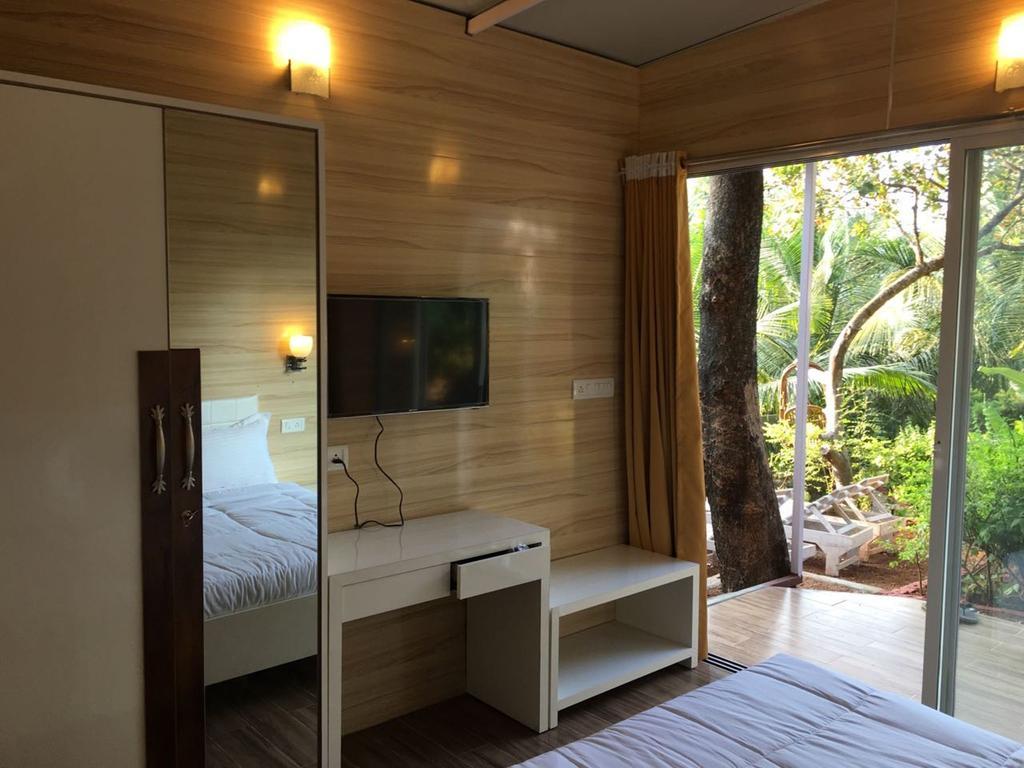 Curlies Zulu Land Hostel Anjuna Εξωτερικό φωτογραφία
