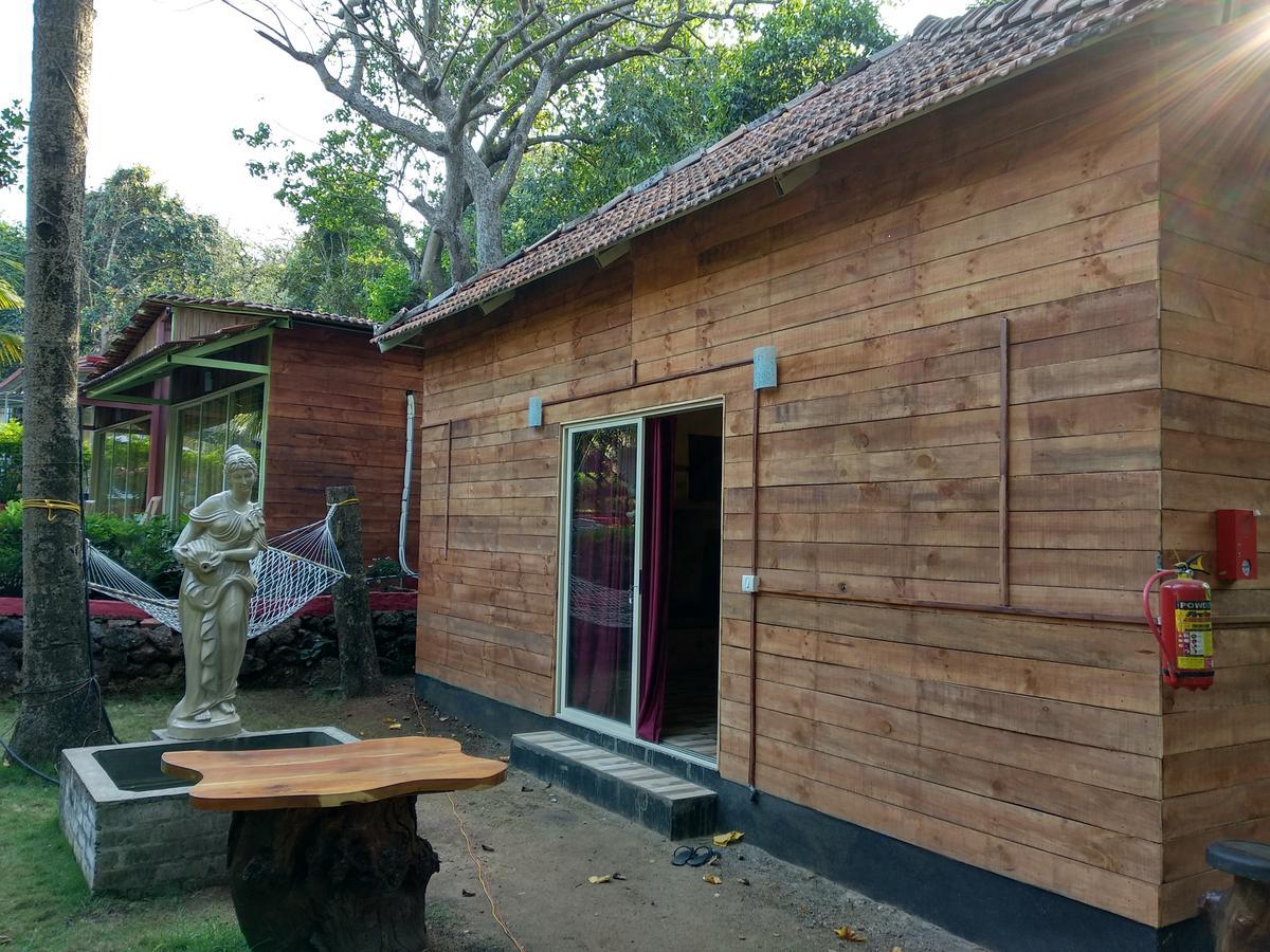Curlies Zulu Land Hostel Anjuna Εξωτερικό φωτογραφία