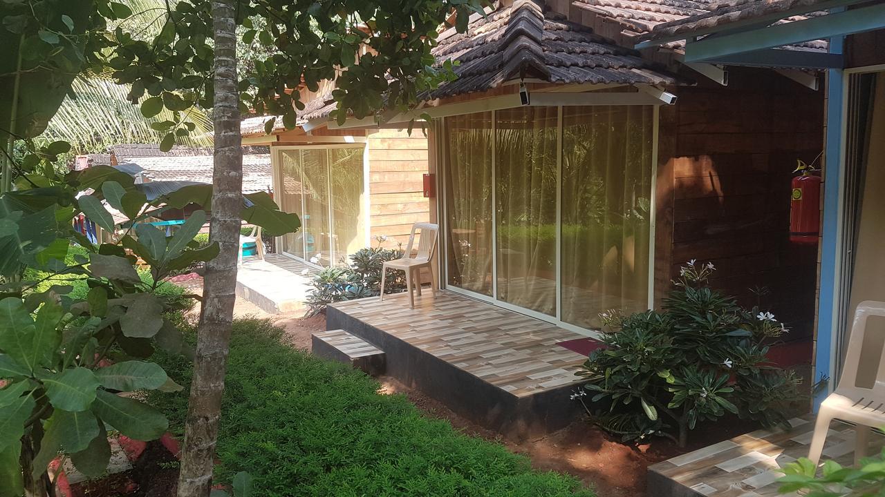 Curlies Zulu Land Hostel Anjuna Εξωτερικό φωτογραφία