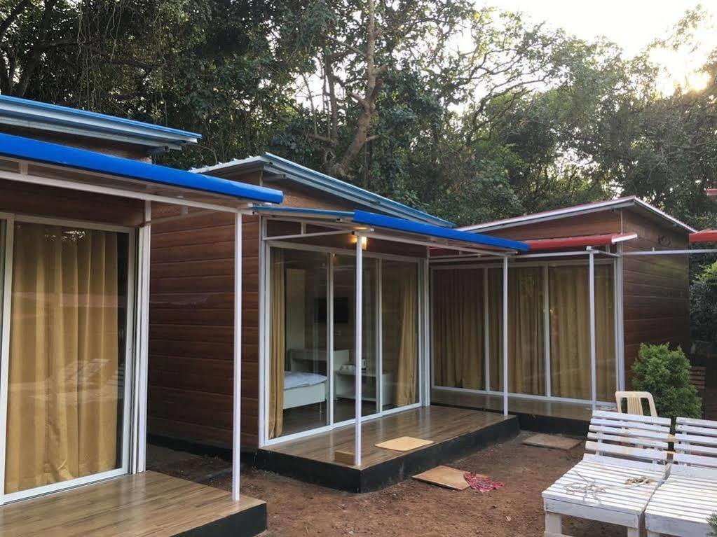 Curlies Zulu Land Hostel Anjuna Εξωτερικό φωτογραφία